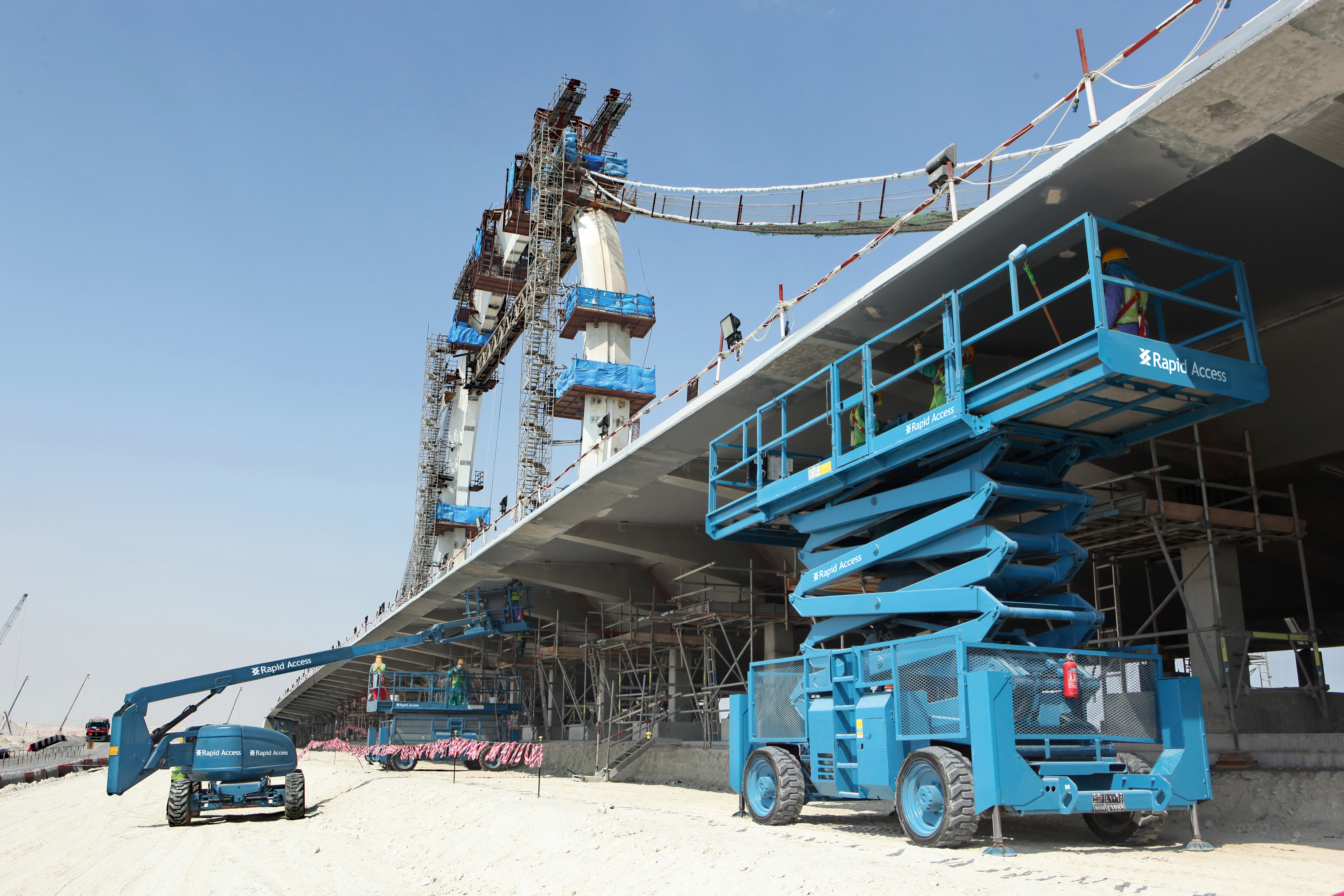 Scissor-lift-and-Boom-Lift-at-Construction-site-(1).jpg Scissor-lift-and-Boom-Lift-at-Construction-site-(1).jpg