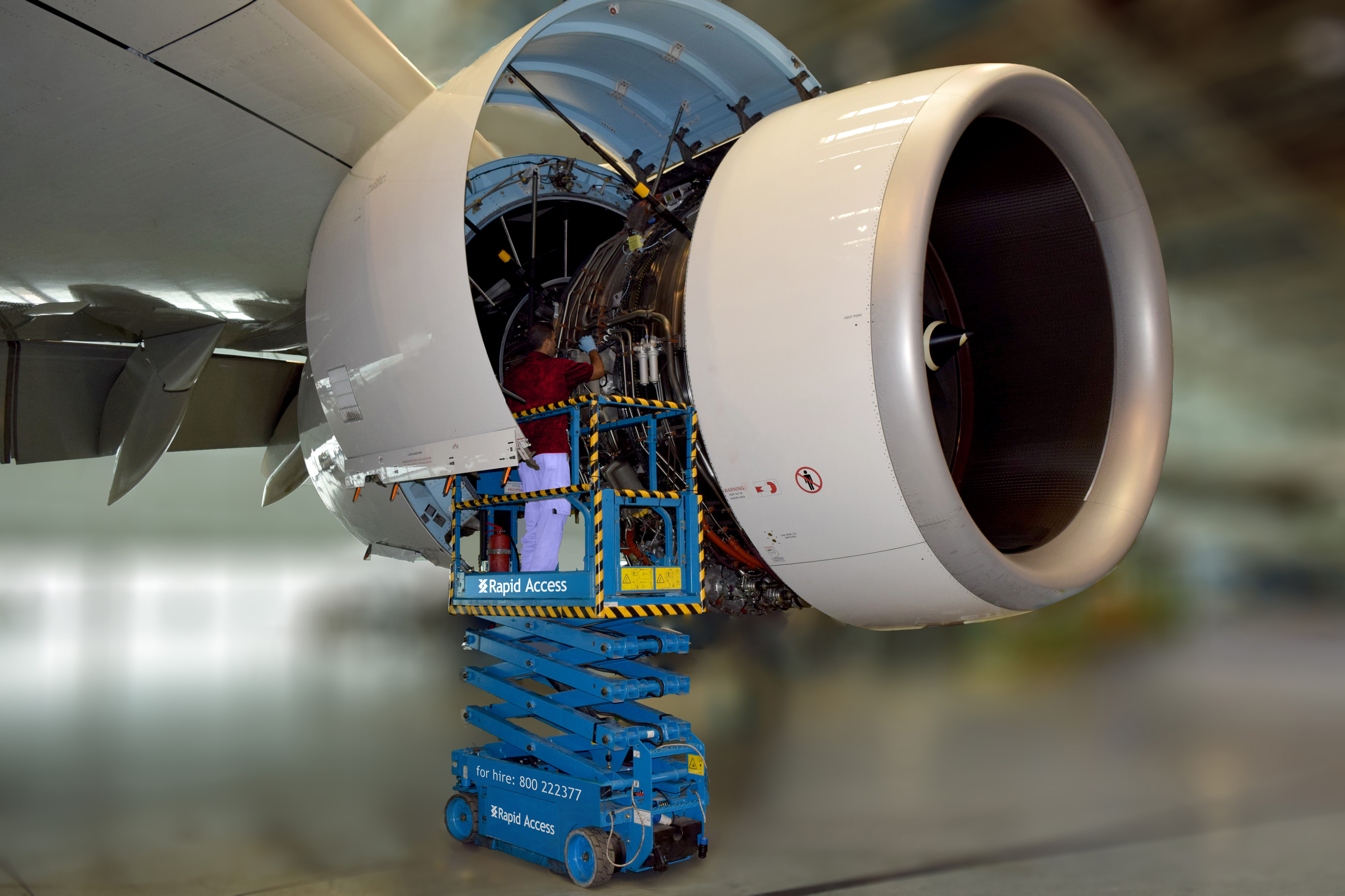 AWP Scissor lift MRO aircraft aviation engine